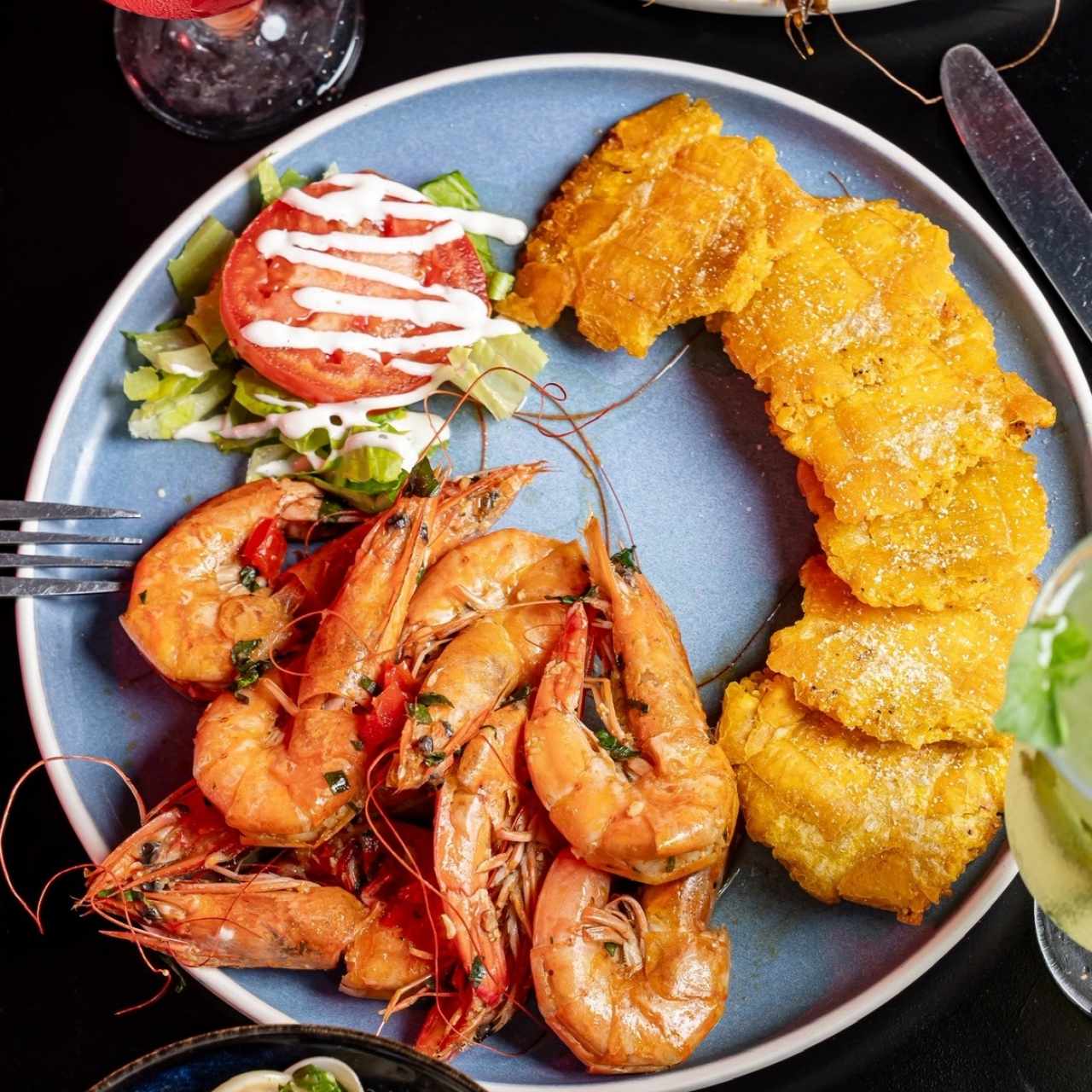Camarones al ajillo