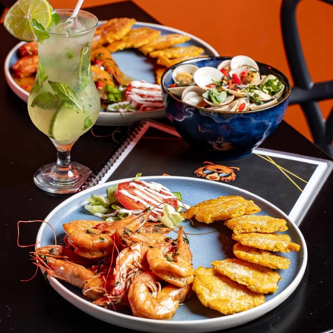Camarones al ajillo