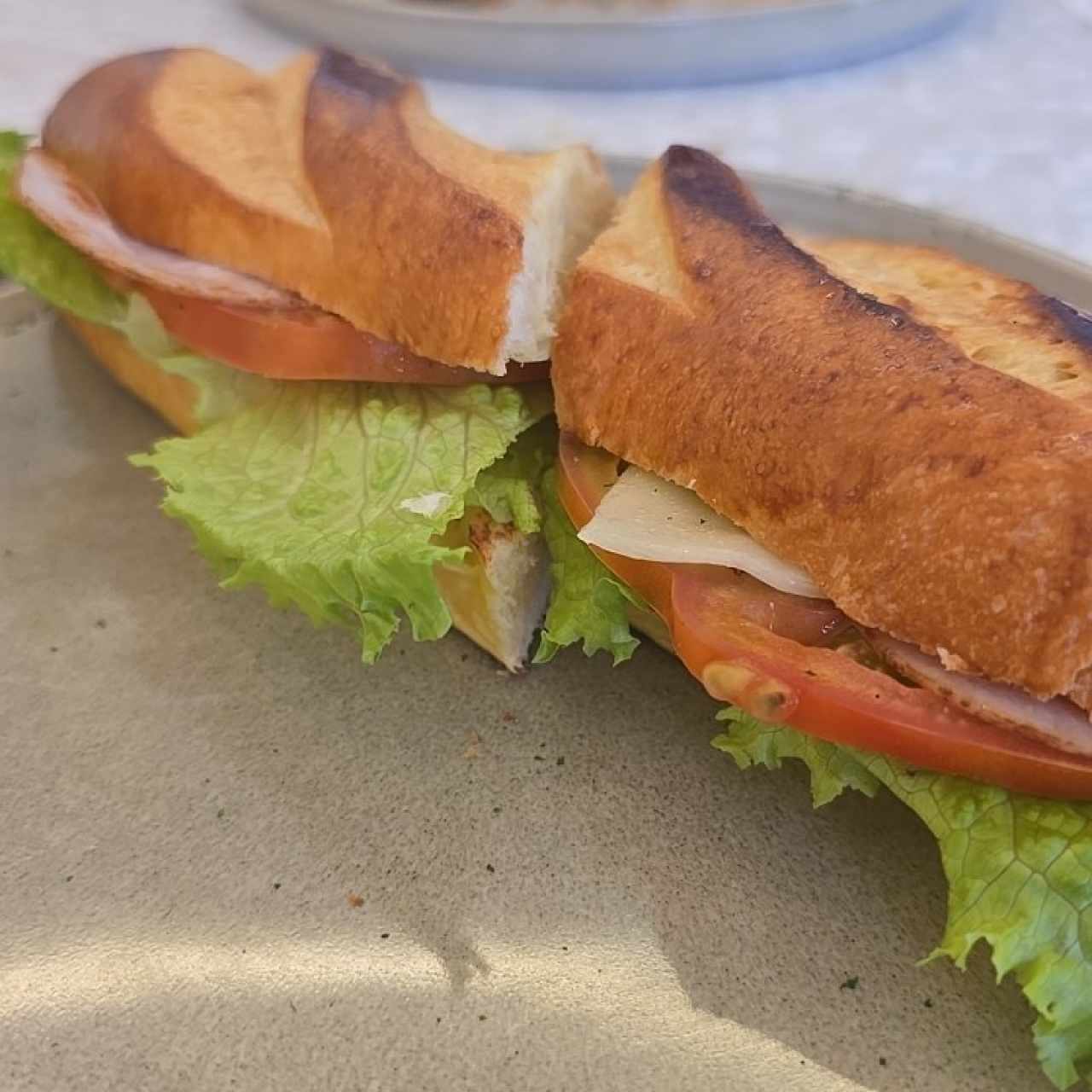 SANDWICH PAVO Y QUESO GOUDA