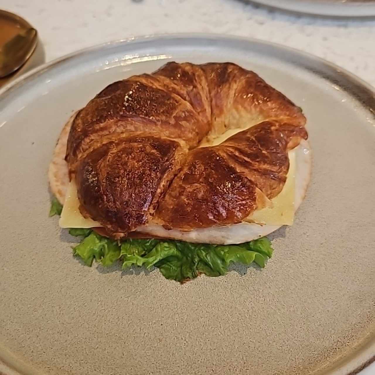 CROISSANTS - Jamón y queso