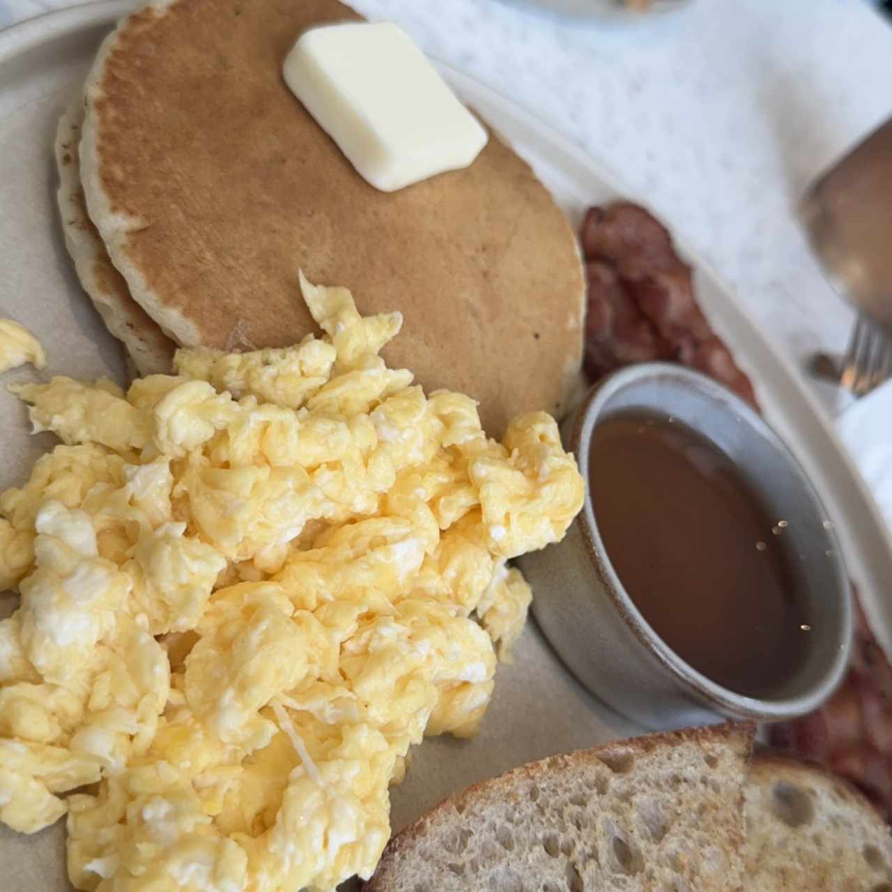 DESAYUNOS - AMERICANO