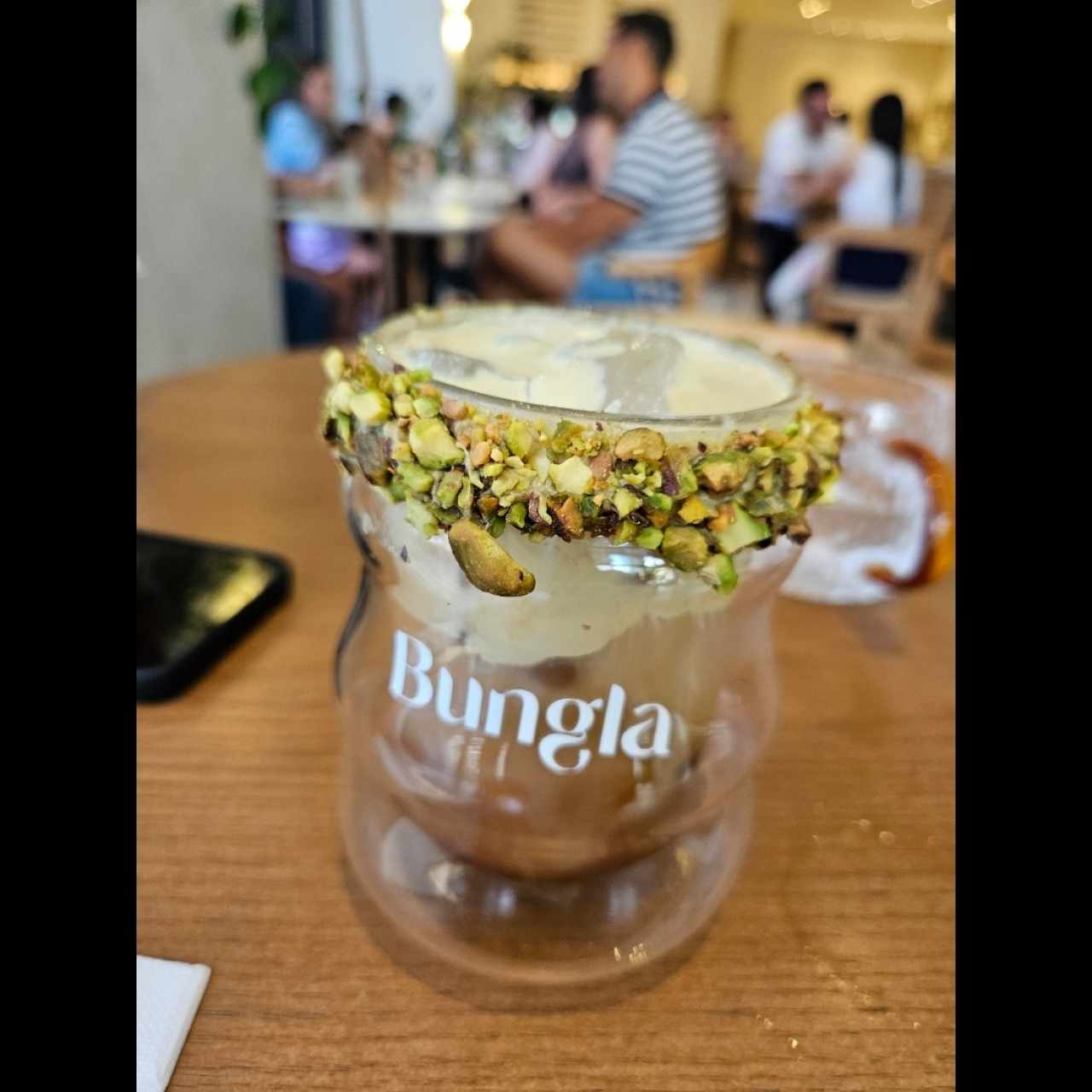 pistacho cream latte con leche de almendras