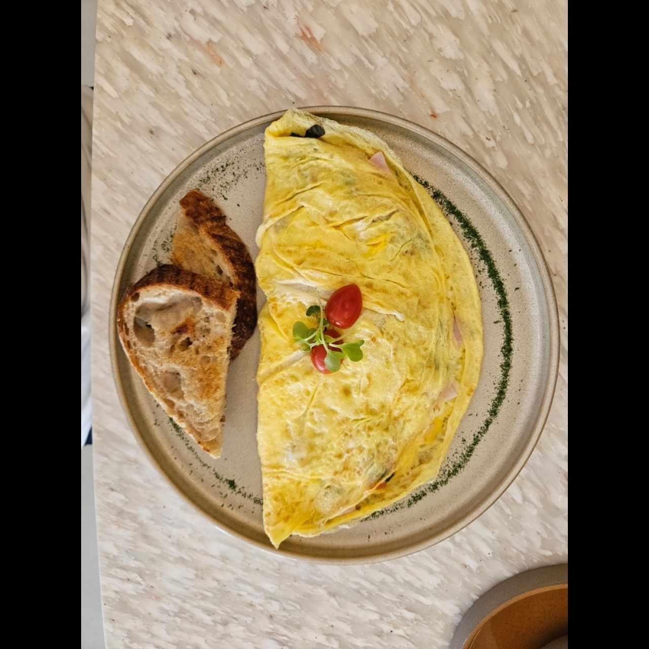 DESAYUNOS - BUNGLA OMELLETE