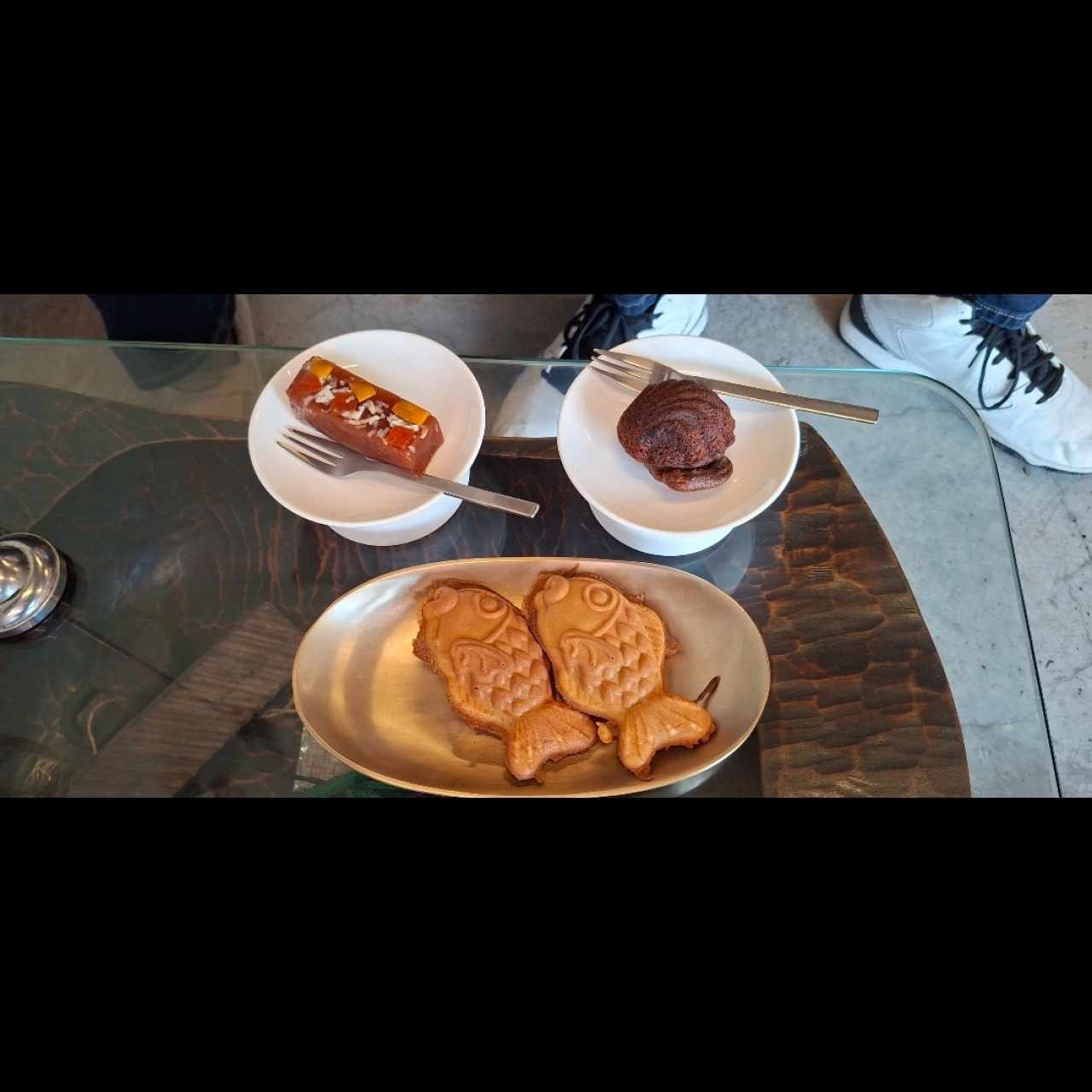 Yanggaeng + Madeleine + Hodugwaja