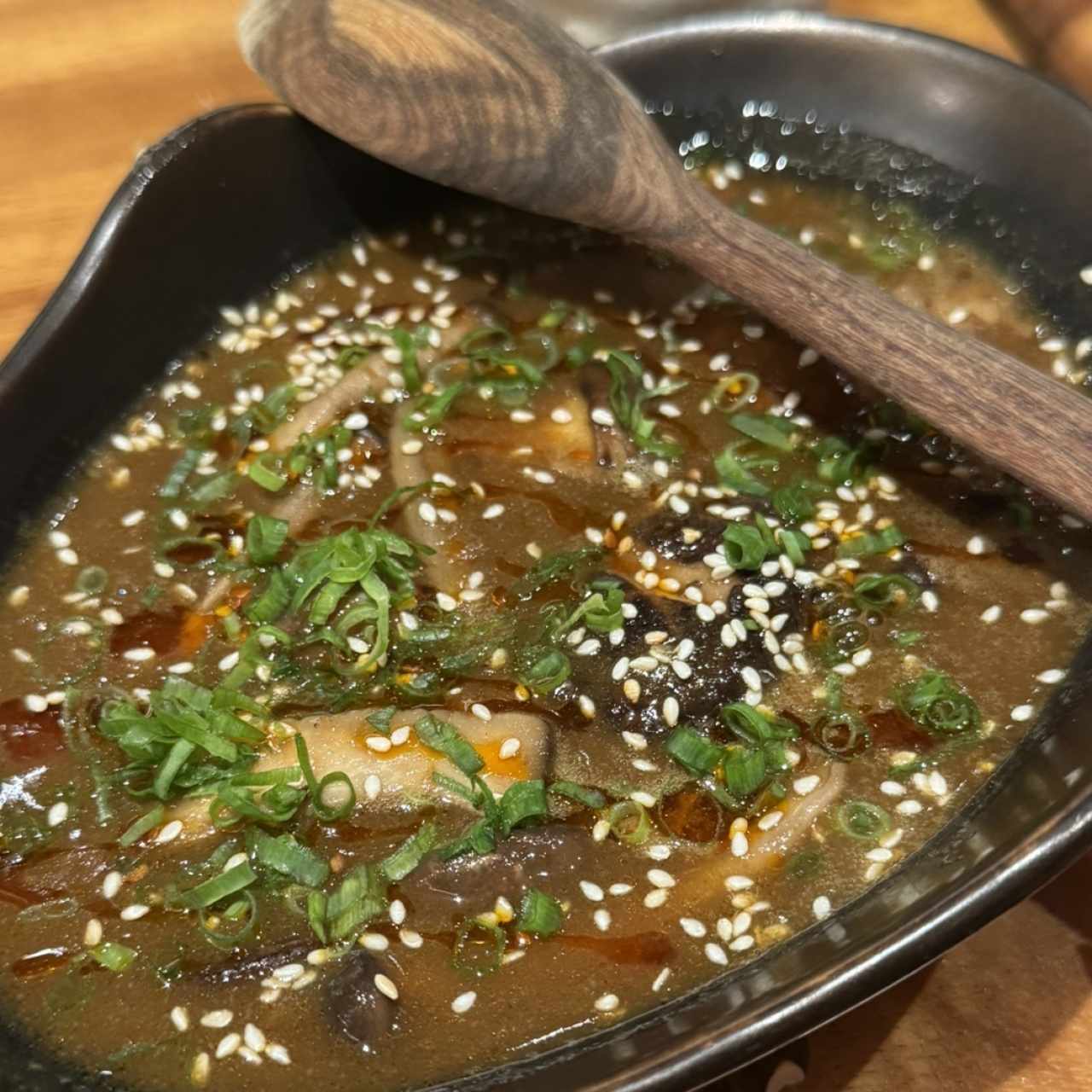 Small Plates - Curry De Hongos
