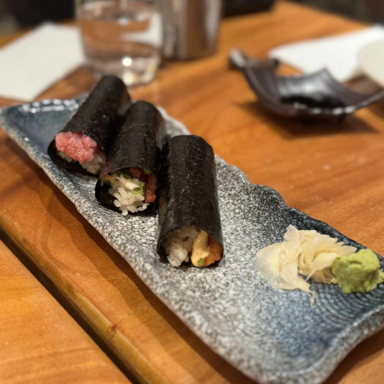Handroll - Spicy Salmon