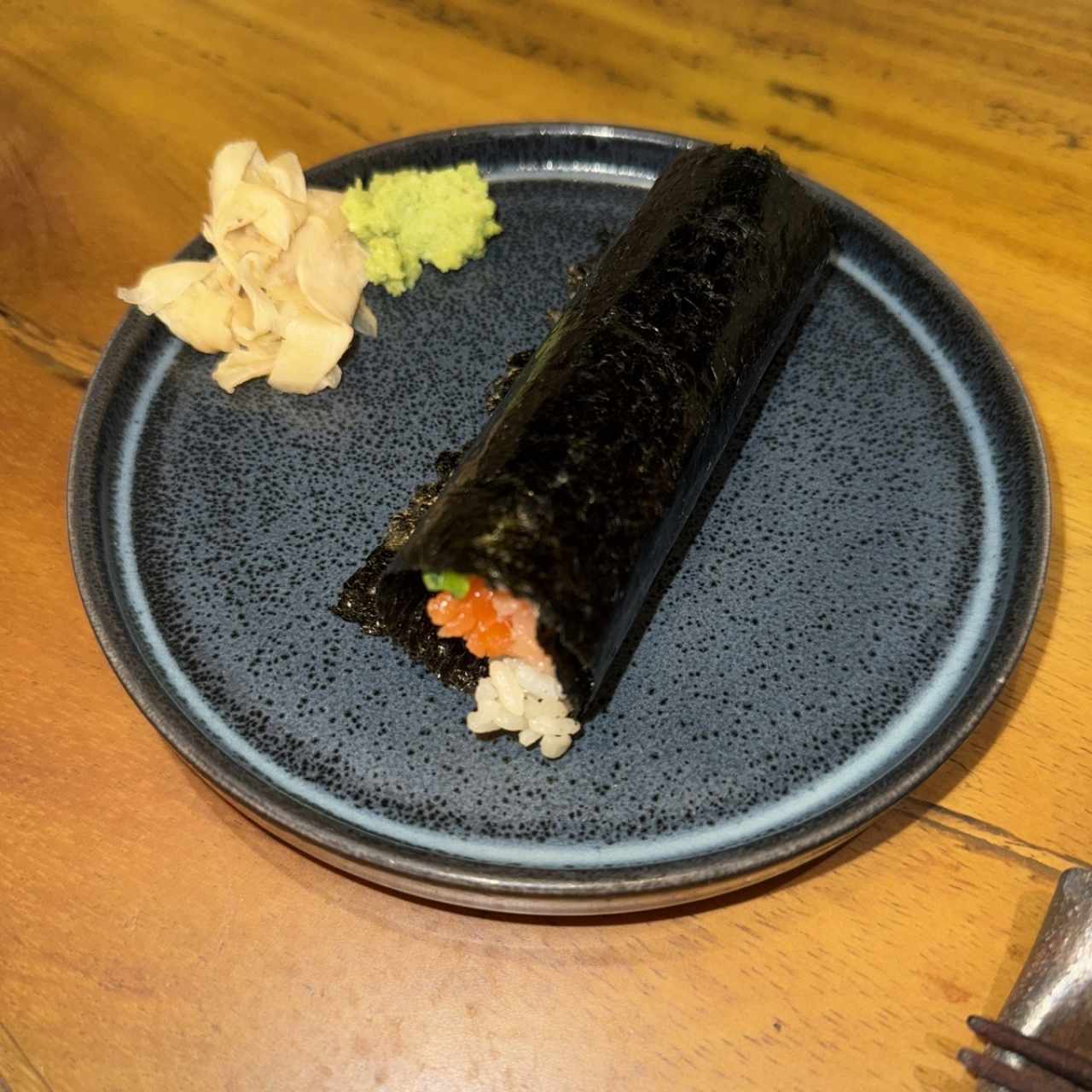Handroll - Spicy Salmon