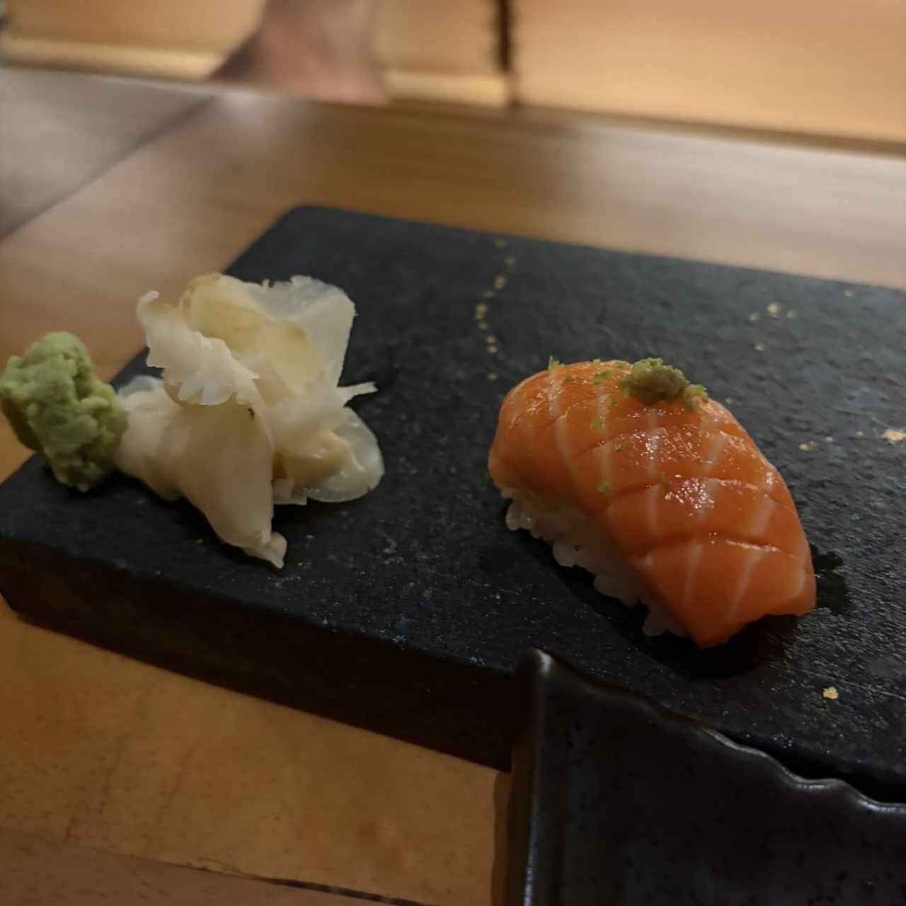 Nigiri - Oraking Salmon