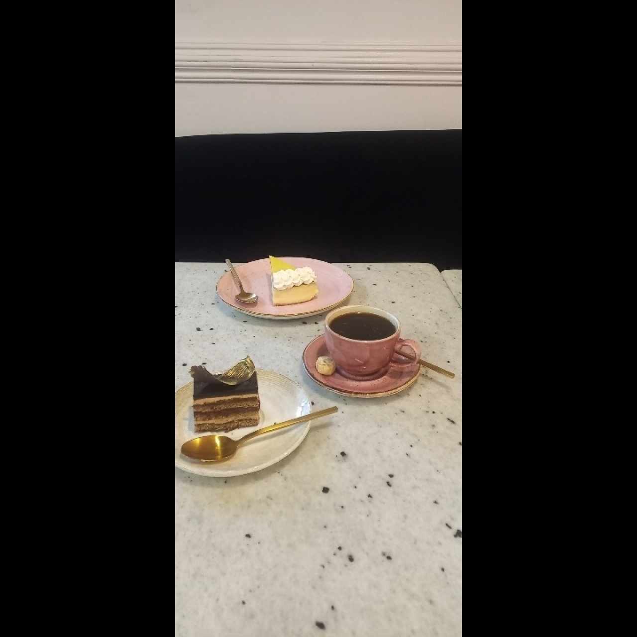 Postre de Maracuya y Opera