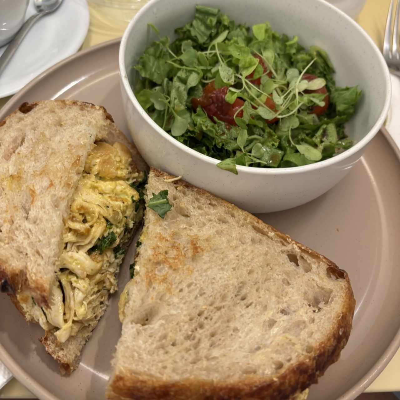 Sandwich de pollo