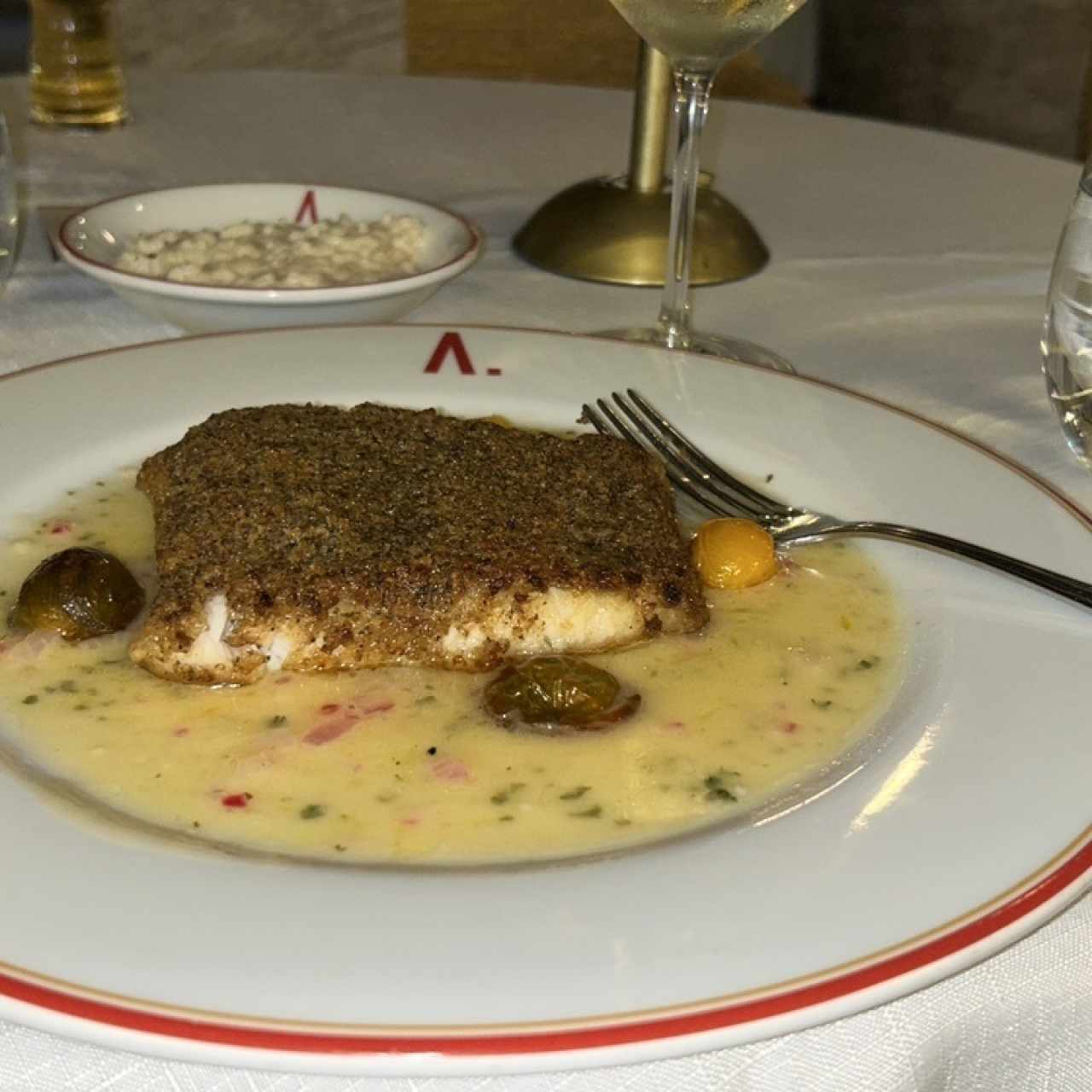 PESCE IN CROSTA DI CAPPERI