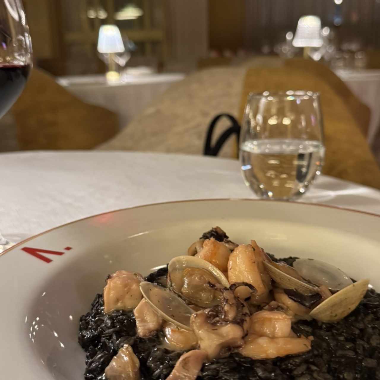 Risoto Nero con frutos del mar