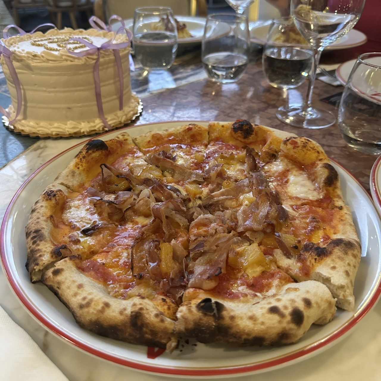 Pizza tropical 