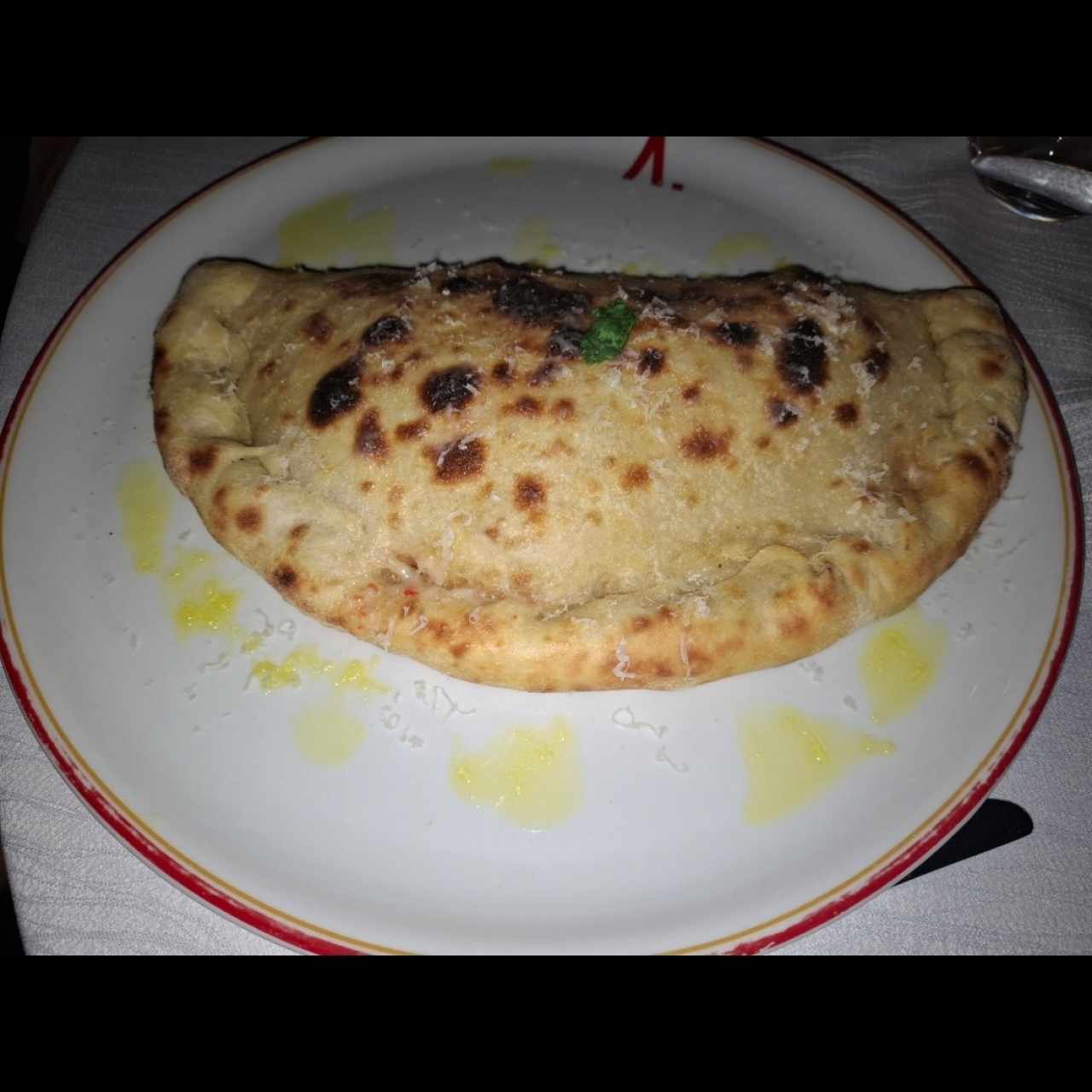 Calzone Napoletano