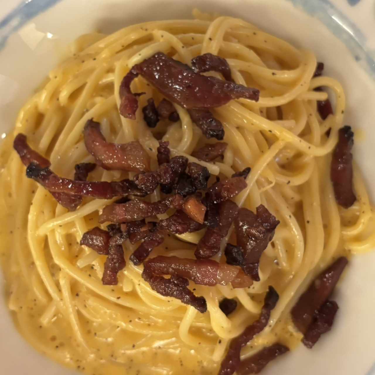 Spaguetti a la carbonara 
