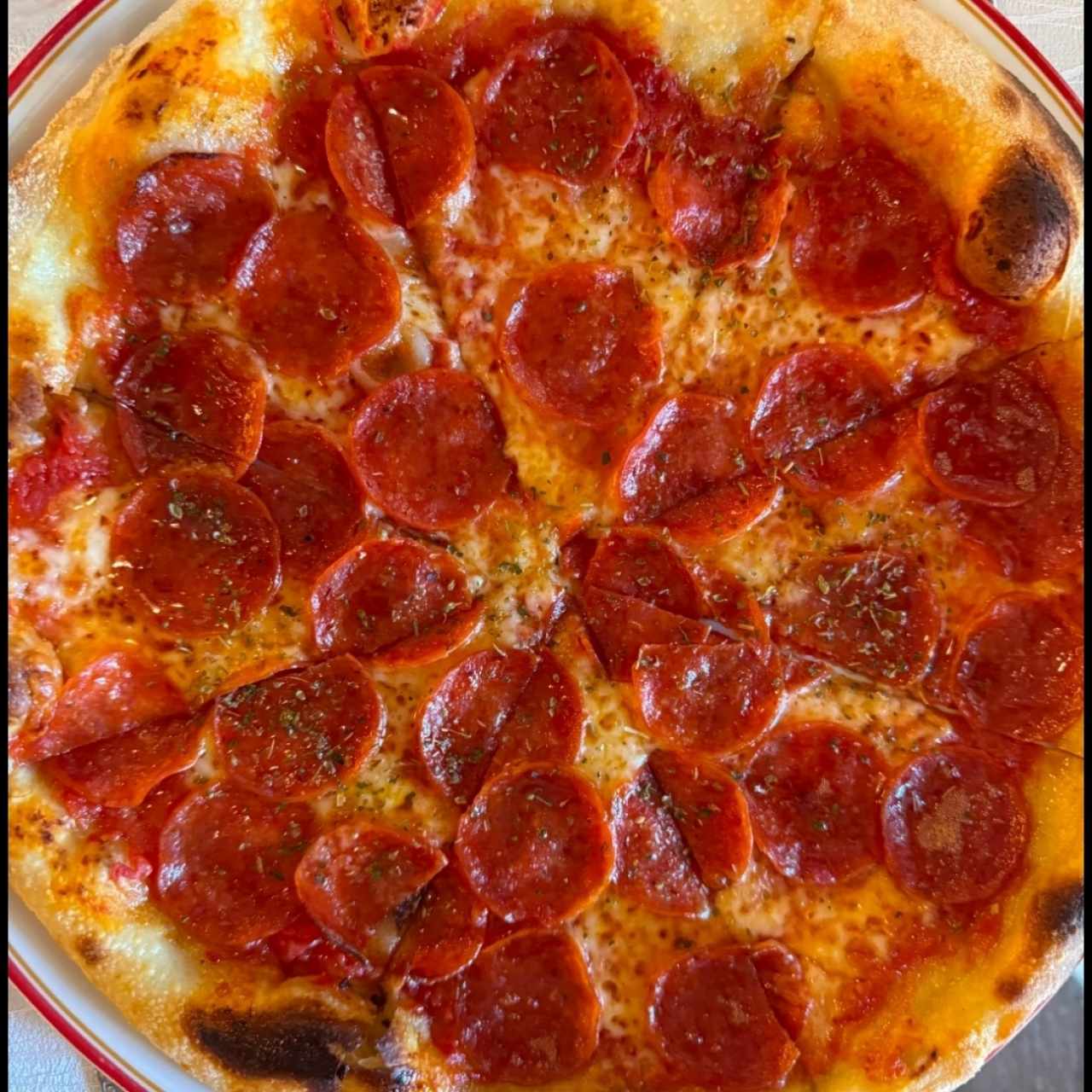 Pizza Salame picante