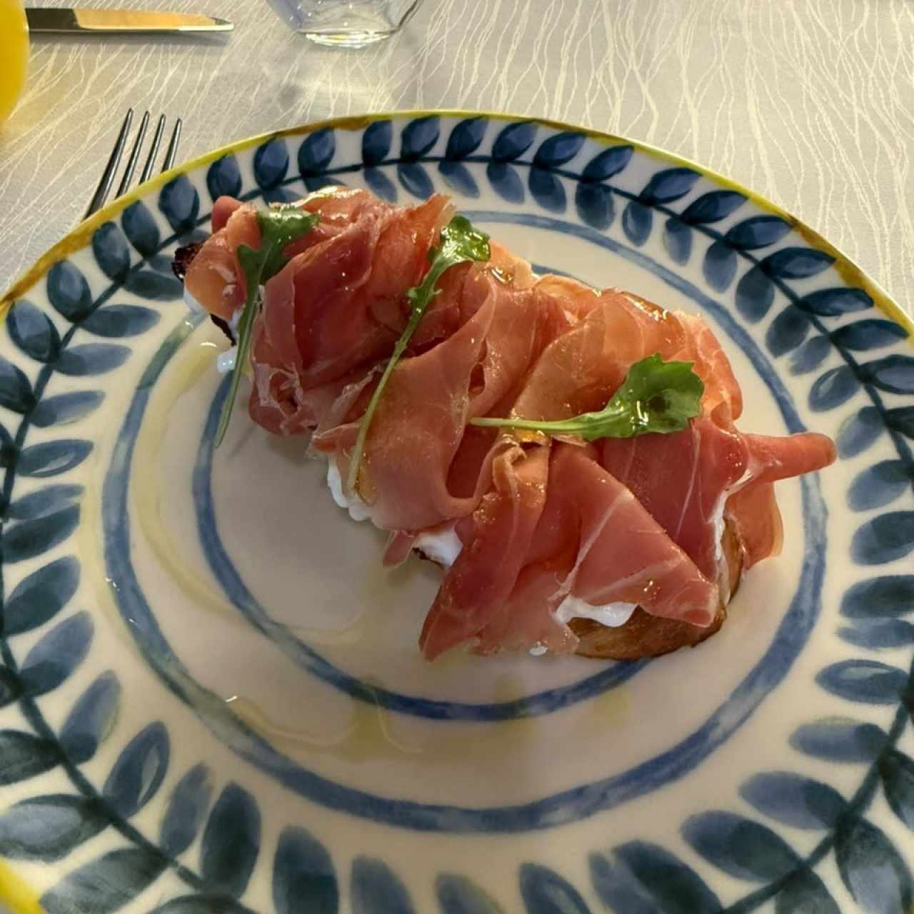 Tostada Prosciutto- Brunch