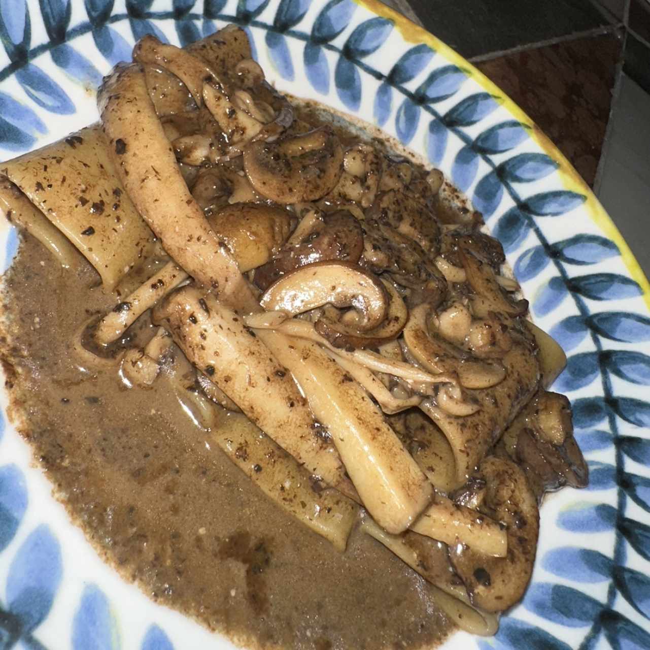 Paccheri con Funghi e Tartufo