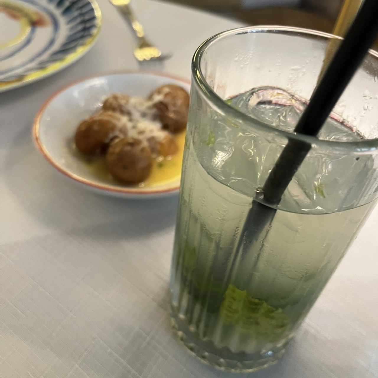 Acompañamiento y Bebida Menu Ejecutivo 