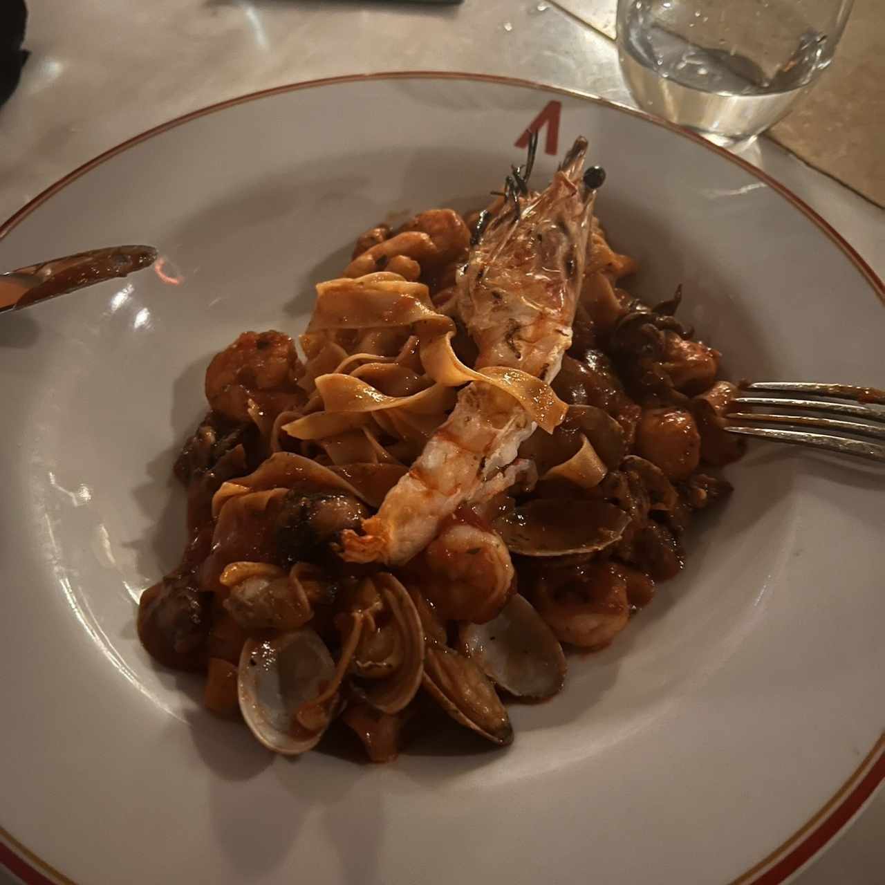 Taglia telle frutti di mare 
