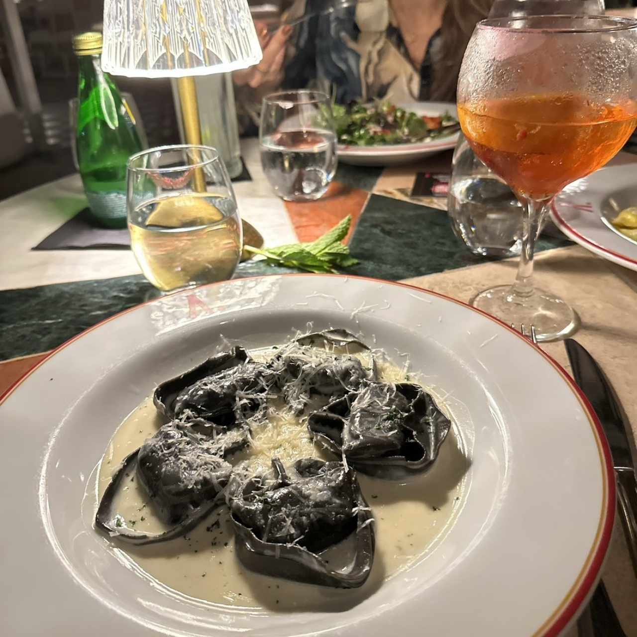 Tortellini de salmon