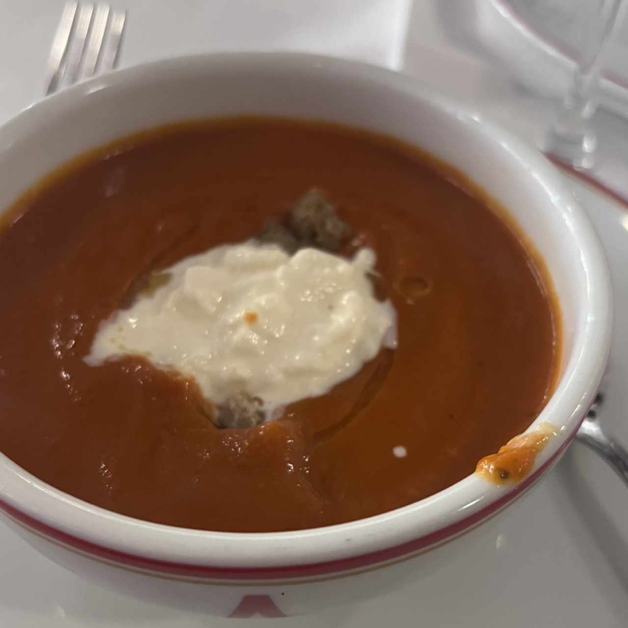 Sopa  de tomate 