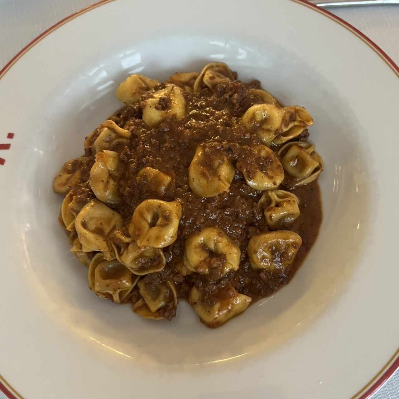 Tortellini a la bolognesa