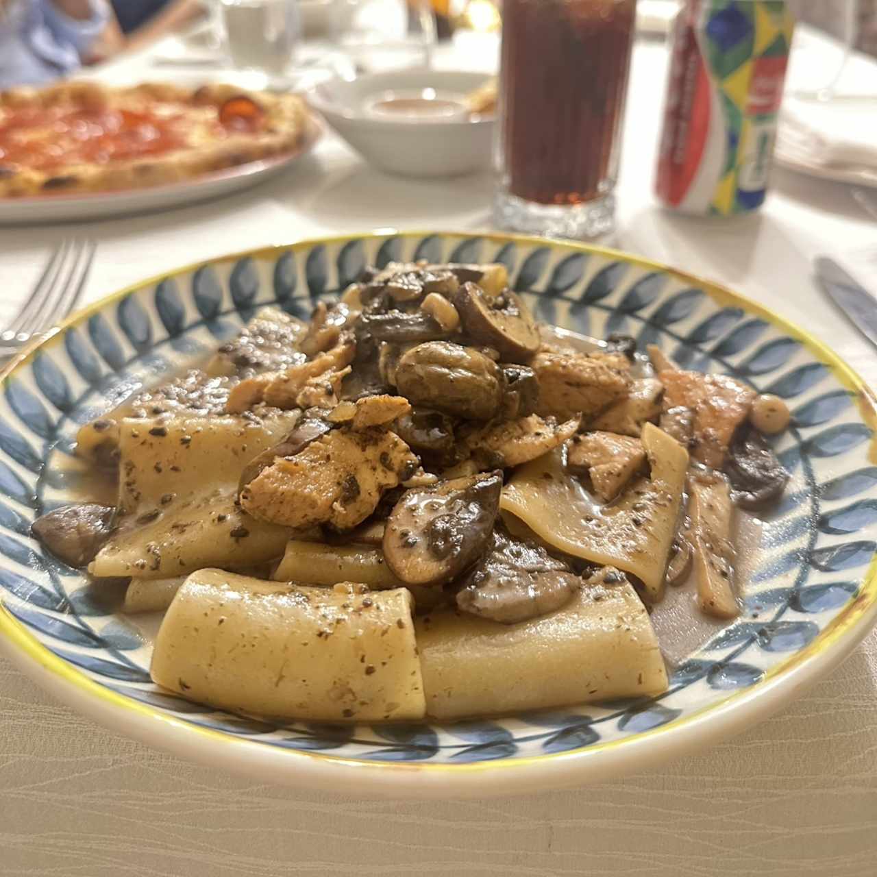 paccheri con funghi e tartufo