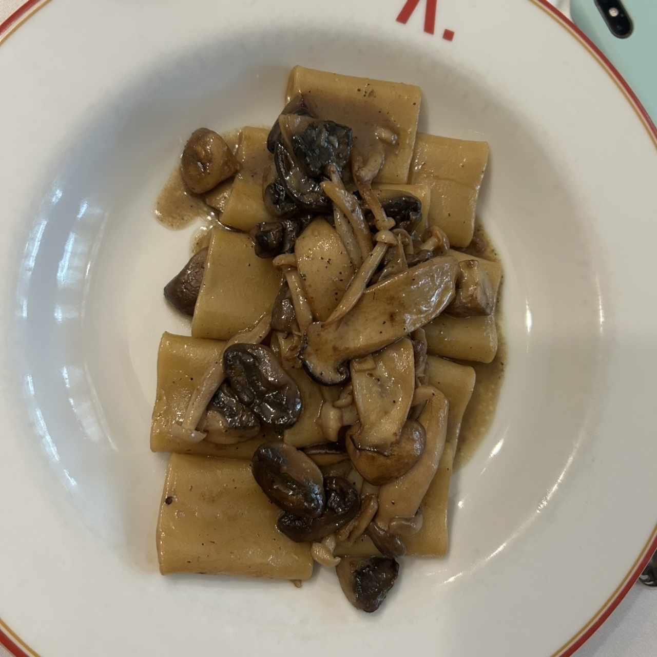 Paccheri con funghi e tartufo