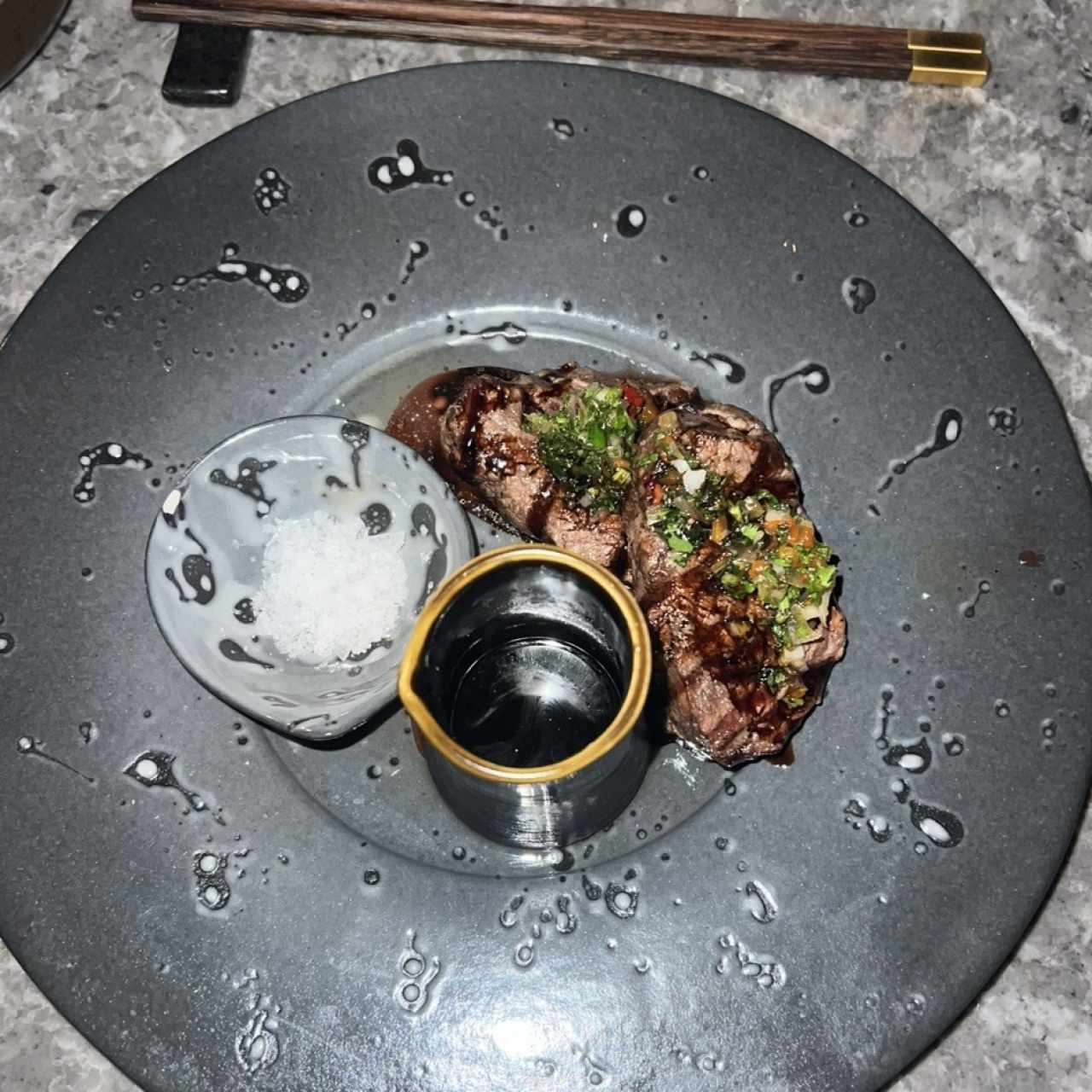 CARNES - SOLOMITO NIKU
