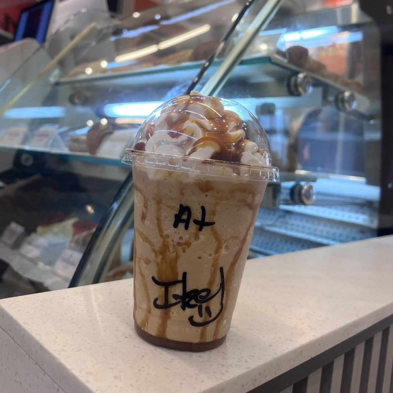 Frappe com caramelo