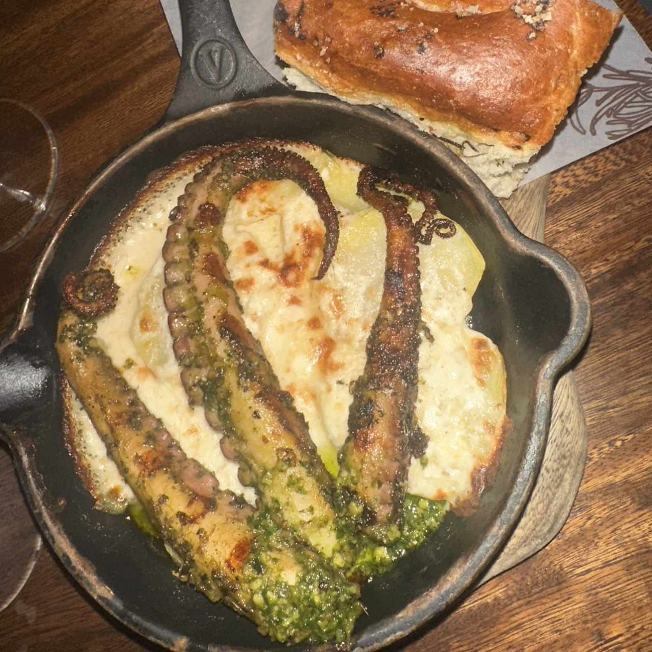 Pulpo + Papa en Parmesano