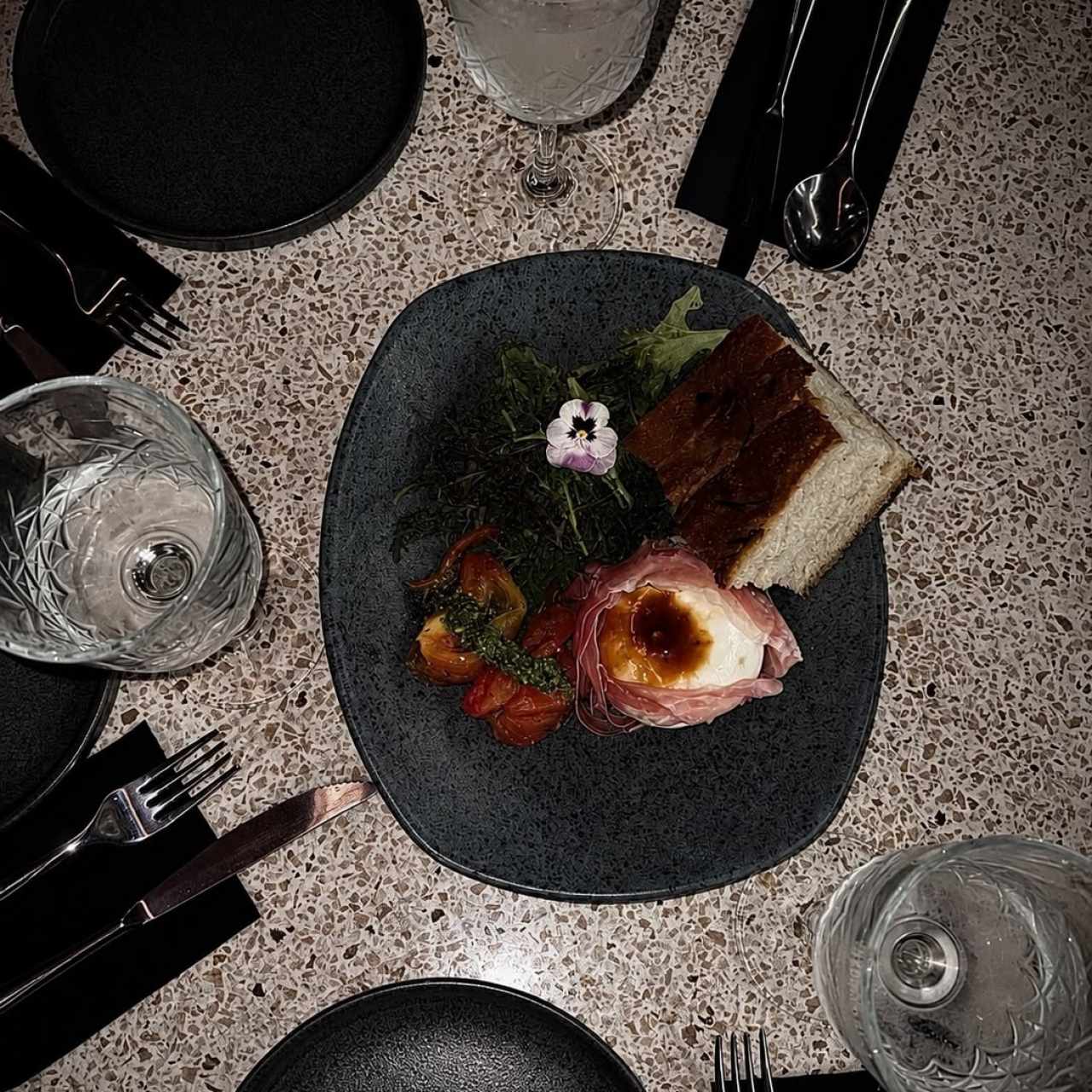 Burrata Prosciutto