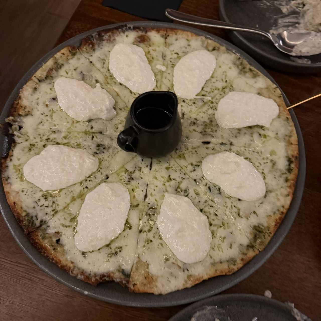 Pizza stracciatela miel