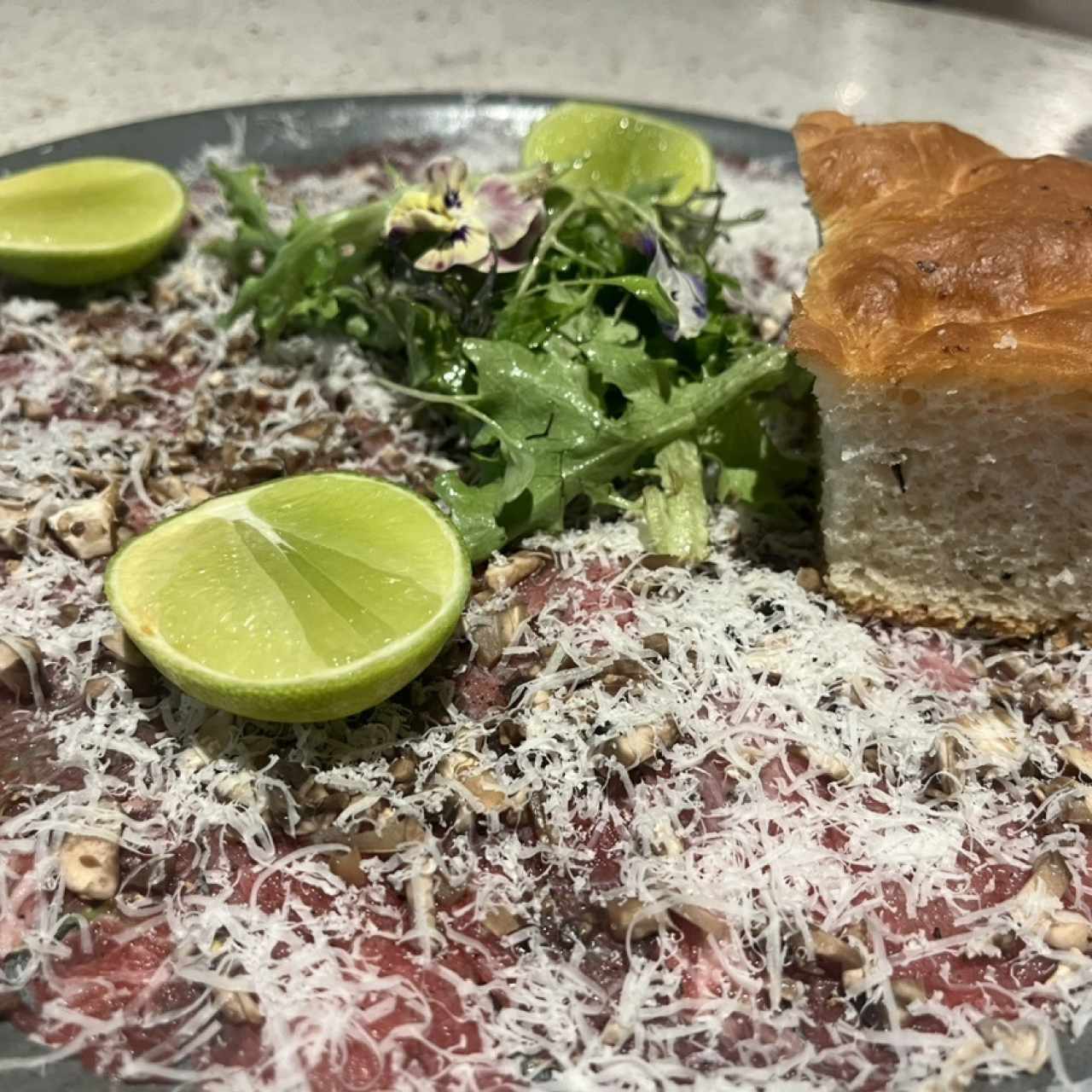 ENTRADAS - CARPACCIO DI MANZO