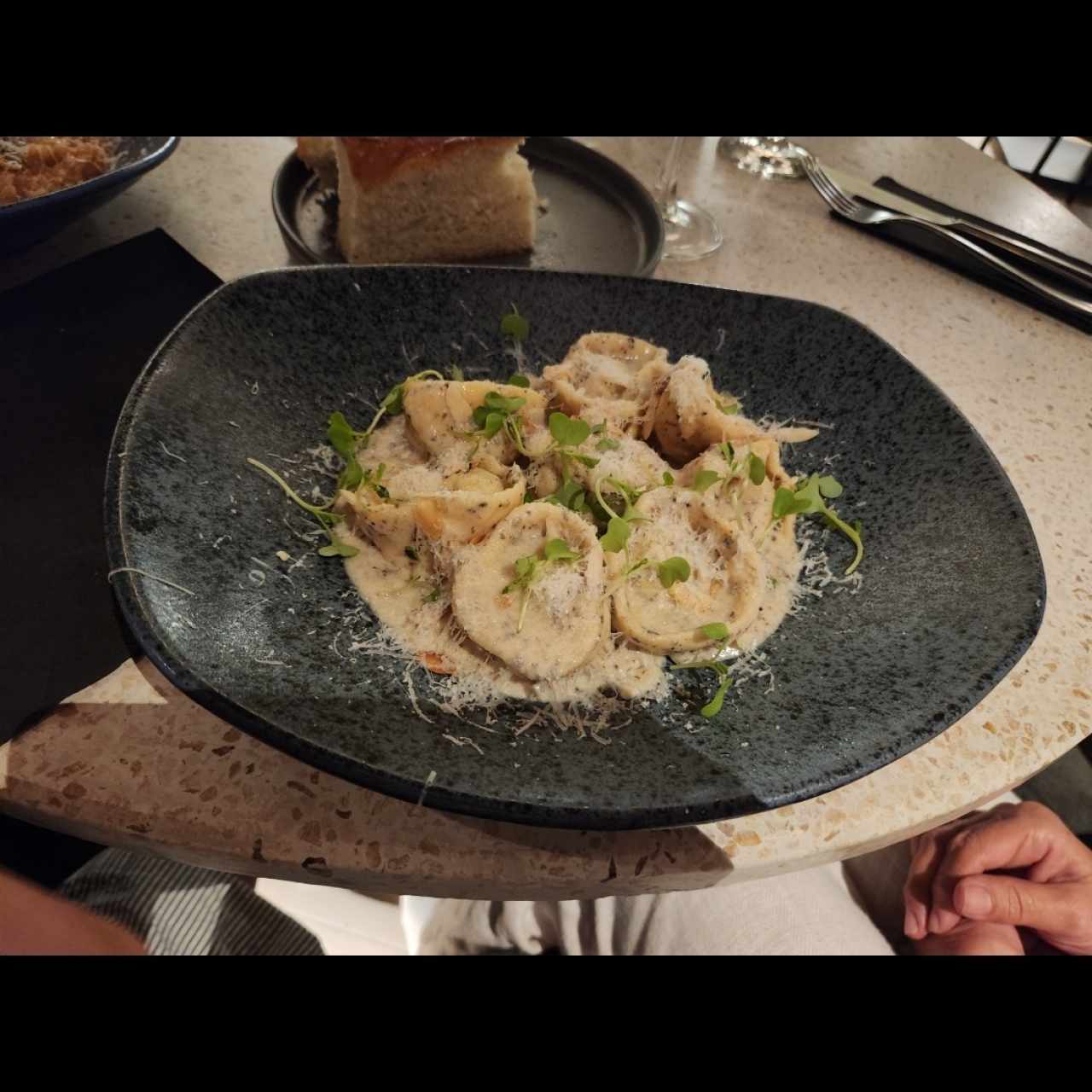TORTELLINI trufado