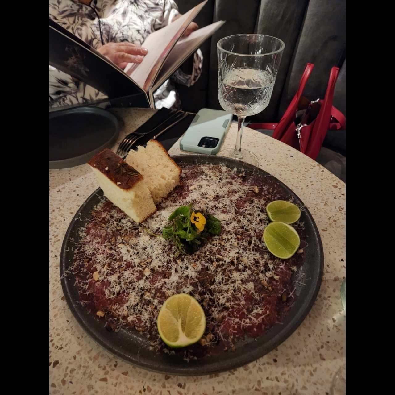 ENTRADAS - CARPACCIO DI MANZO