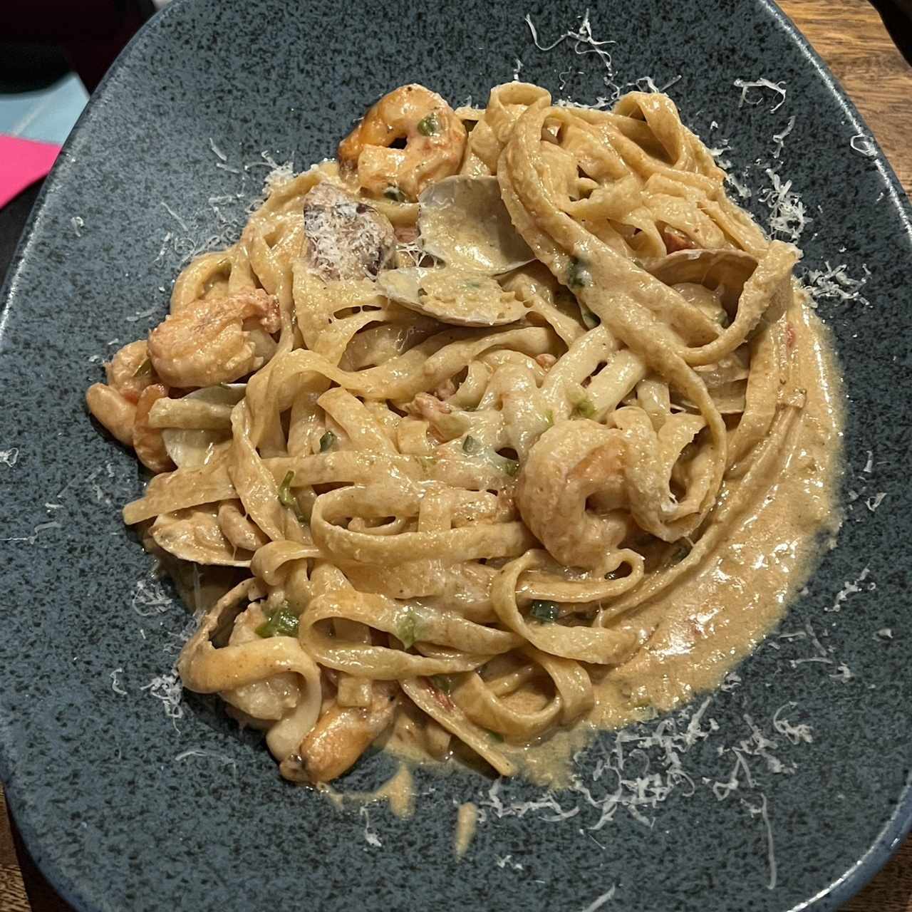 PASTAS - FRUTTI DE MARE