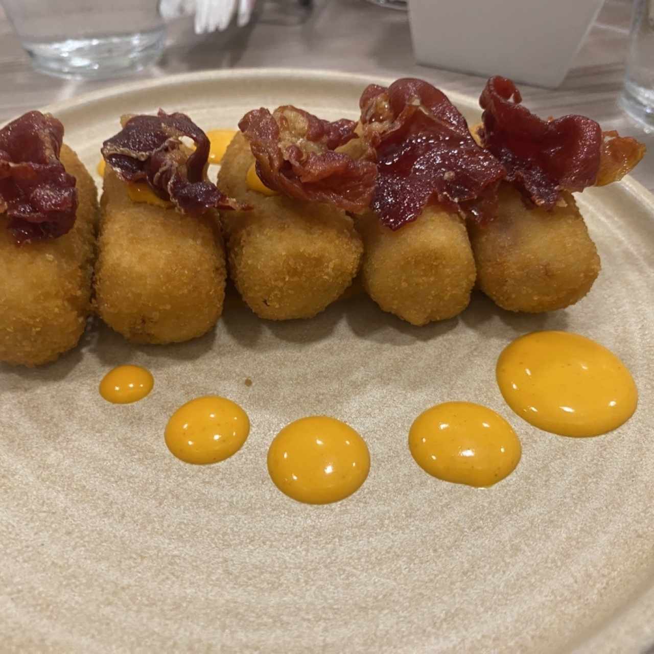 Croquetas de jamón ibérico