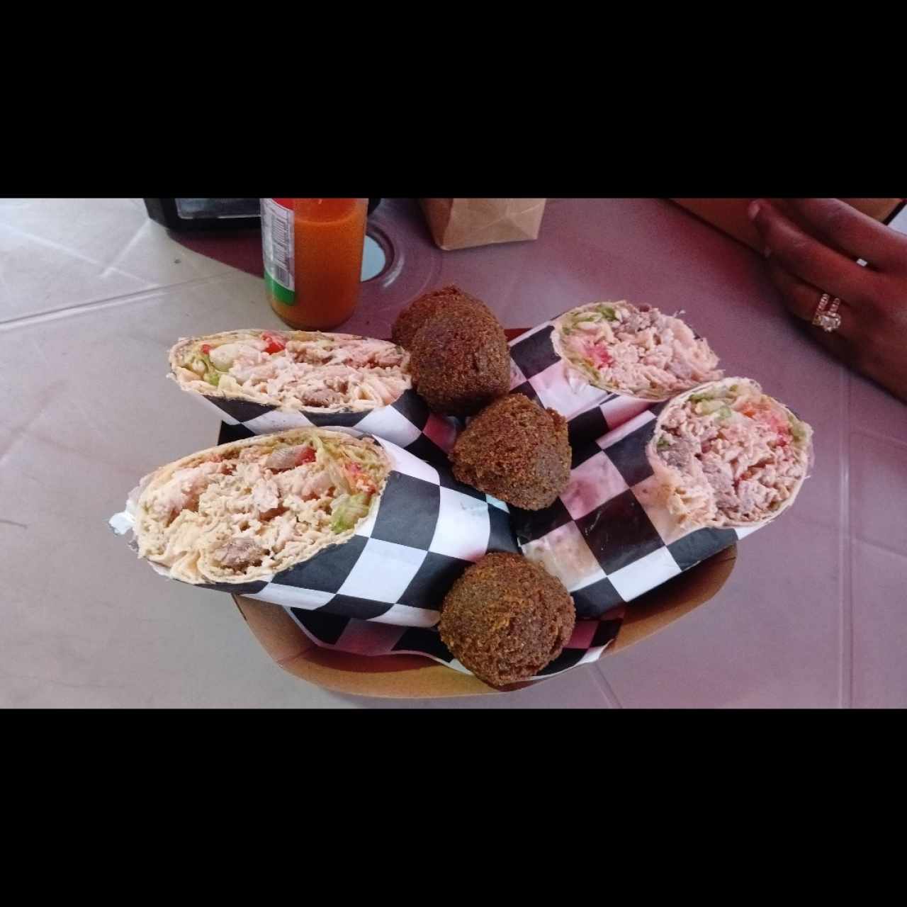shawarma mixta con falafel 
