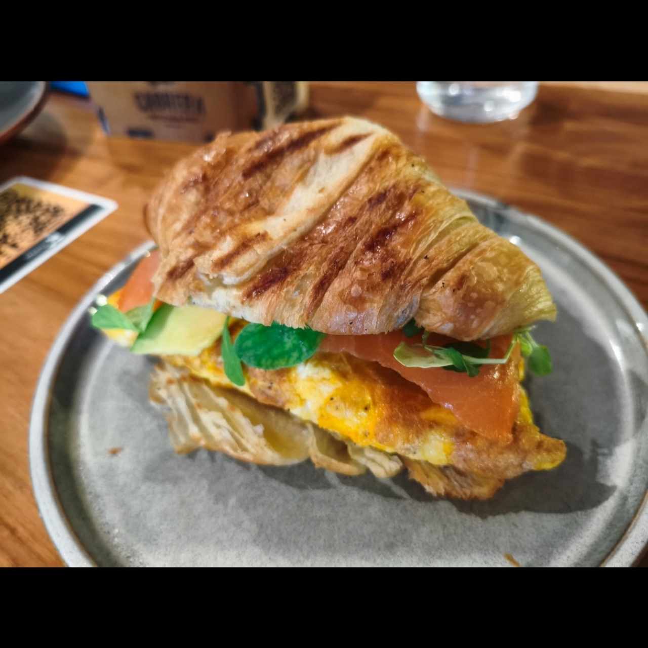 Gordito Croissant Salmón