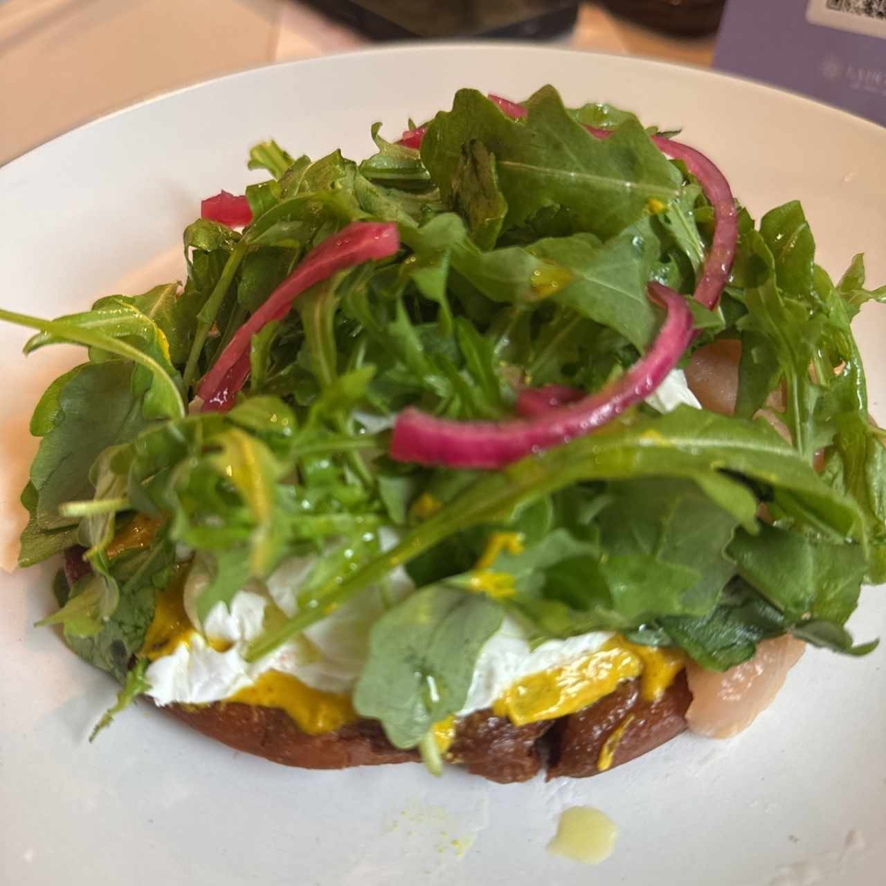 Tostada de Salmón