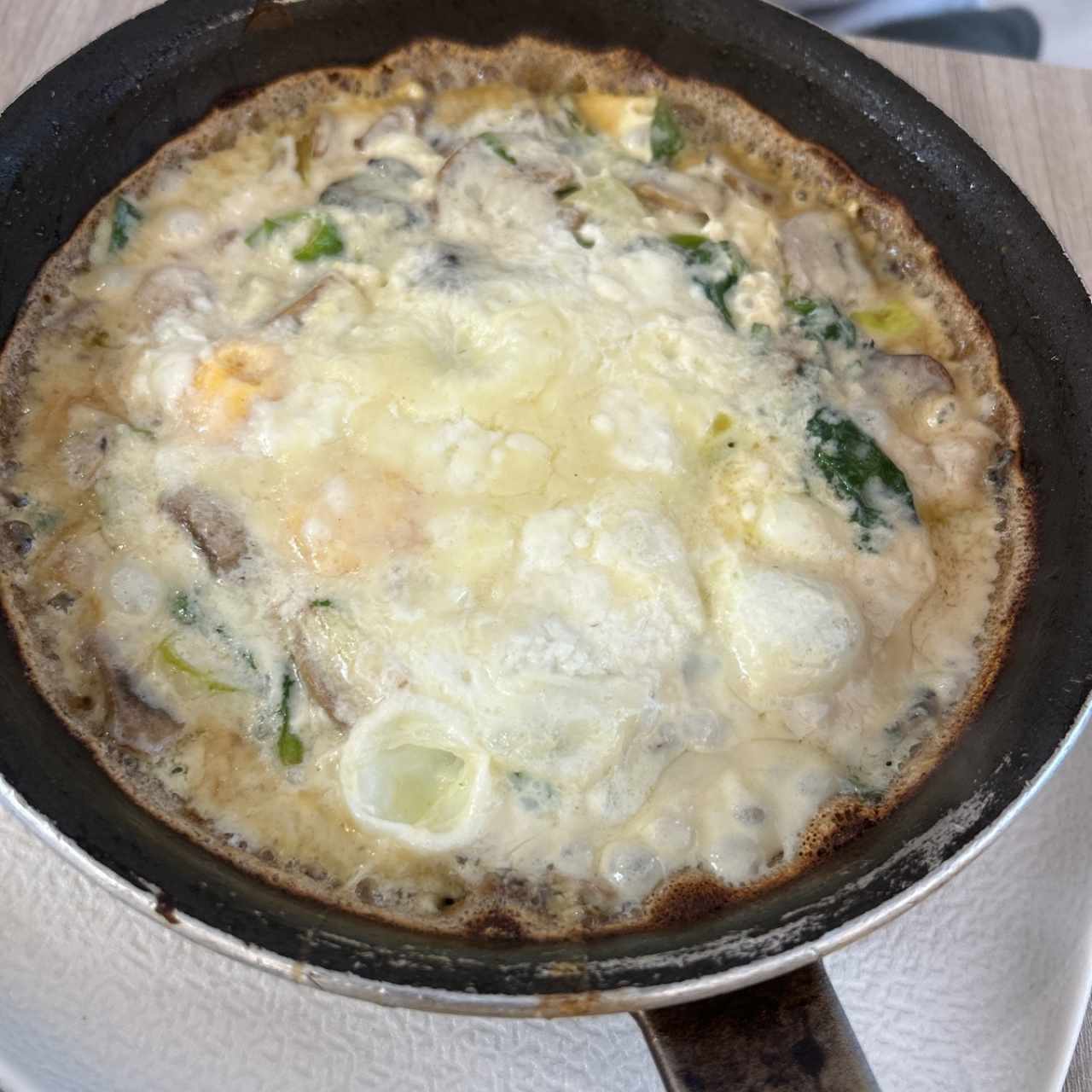 Huevos con espinaca 