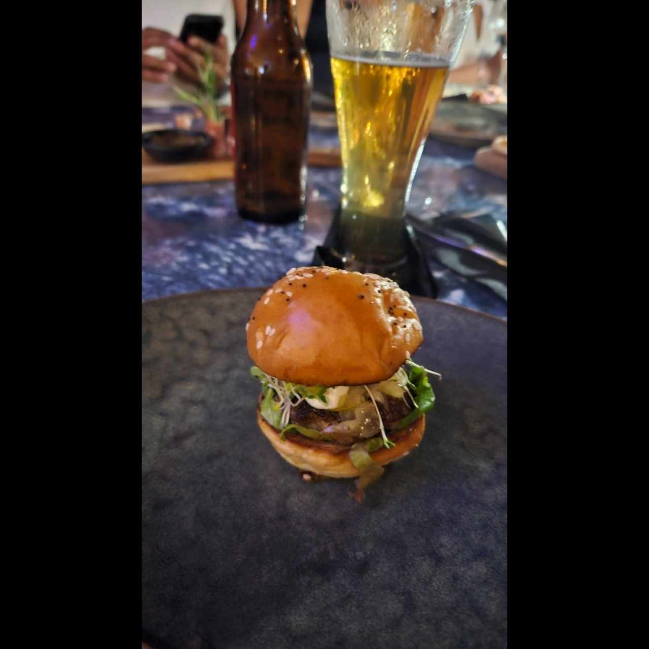 mini hamburguer