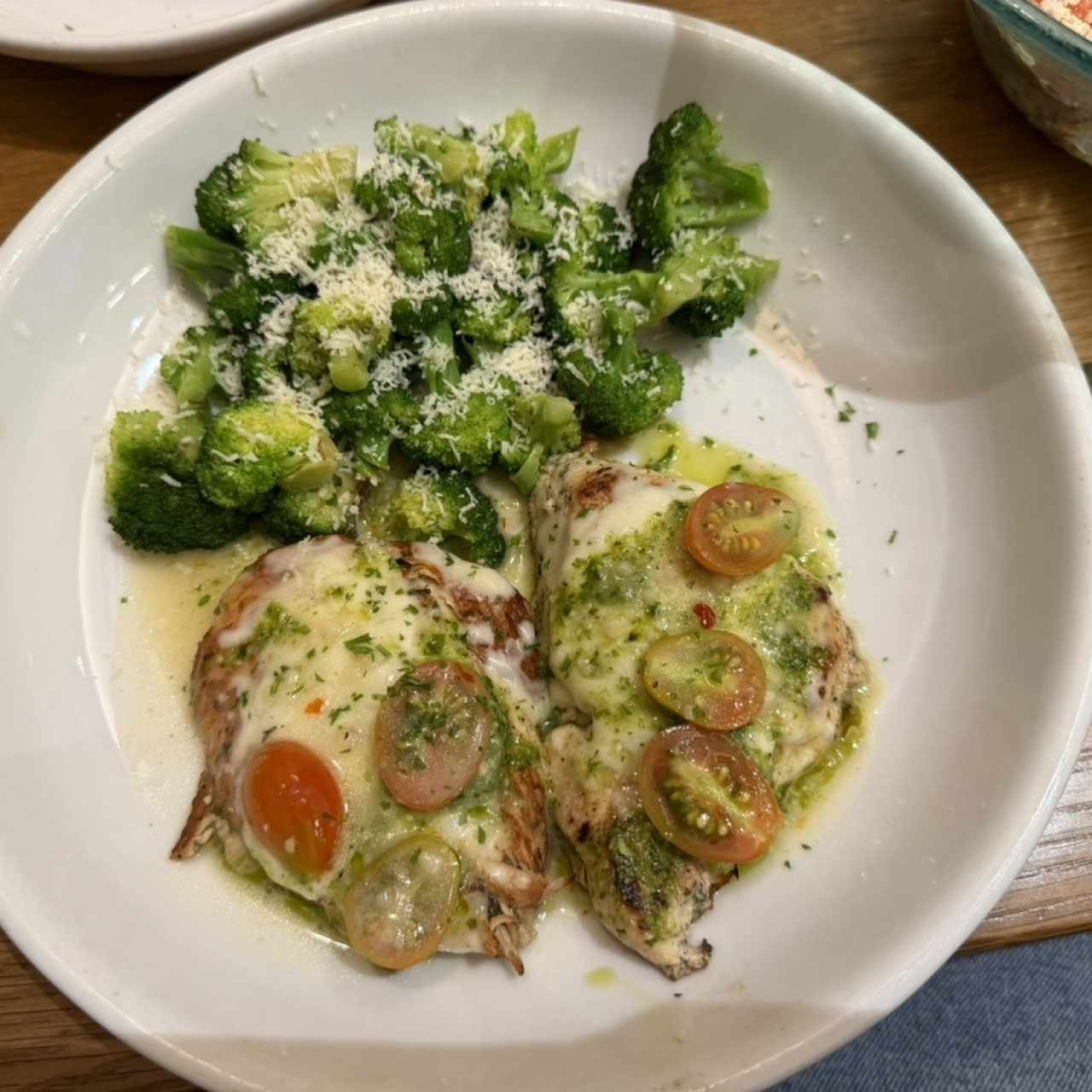 Grilled Chicken Margherita