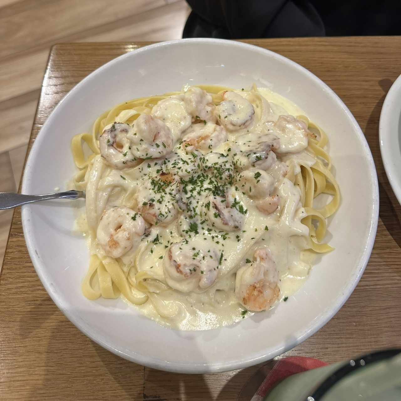 Fetuccine con Camarones