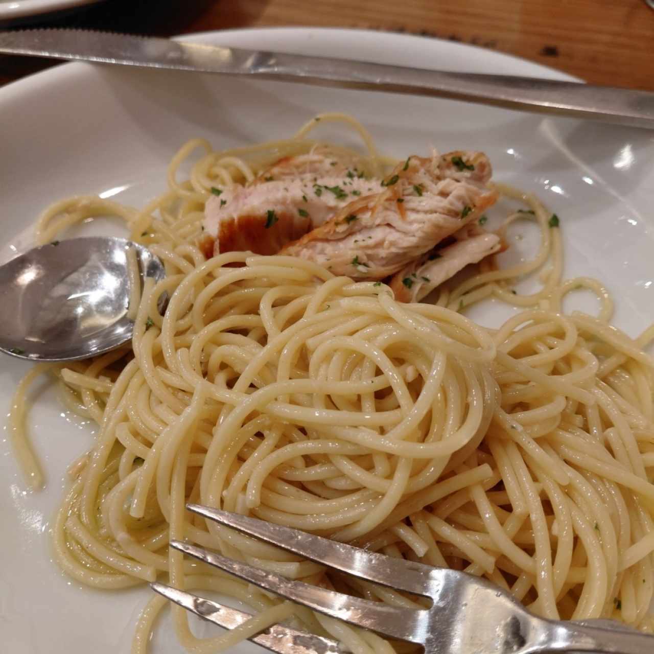 spaguetti con pollo