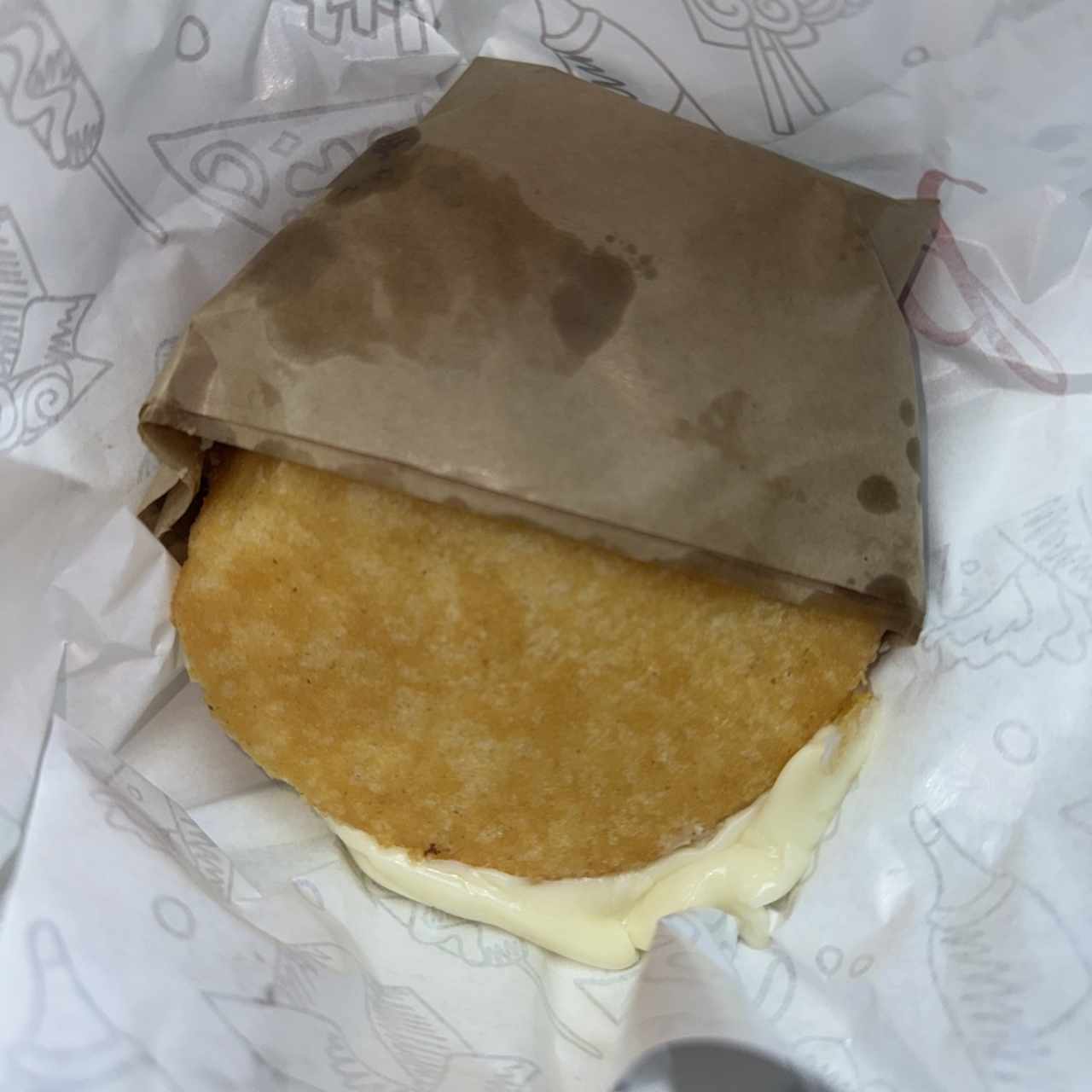 Arepa con queso de mano