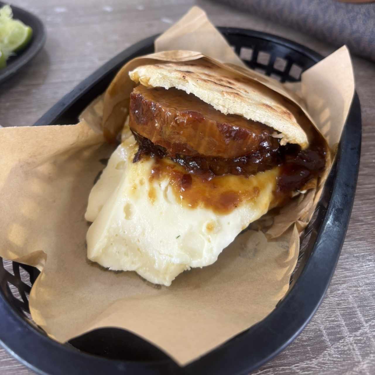 Arepa encanto caraqueño