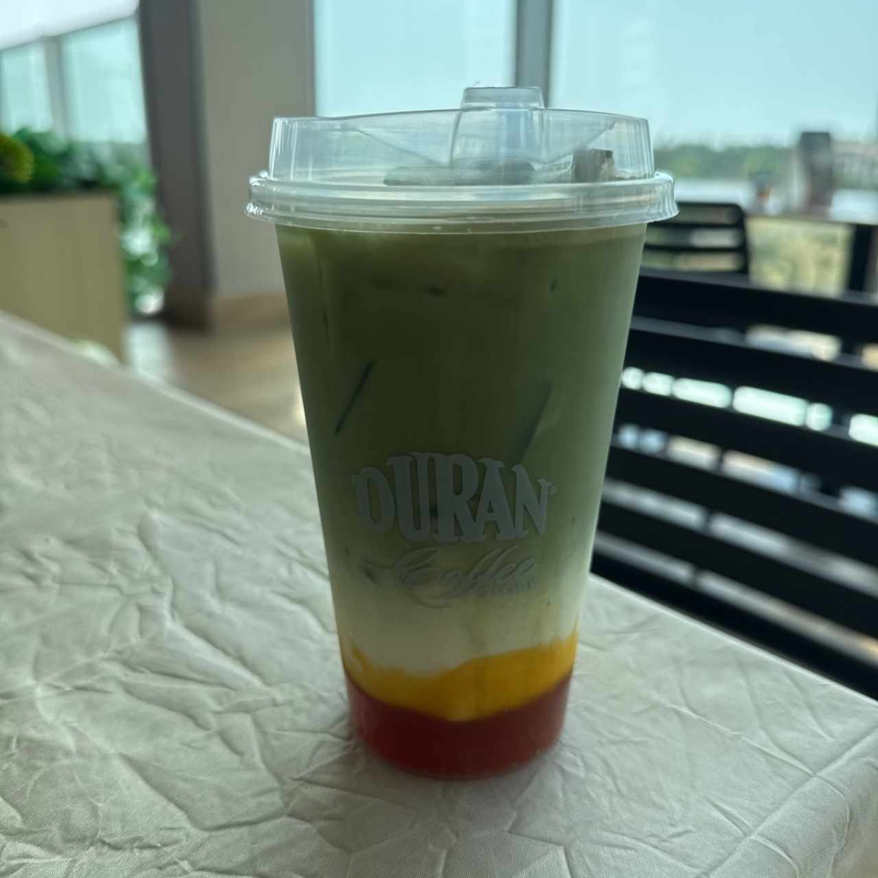 Ice matcha latte passion fruit 